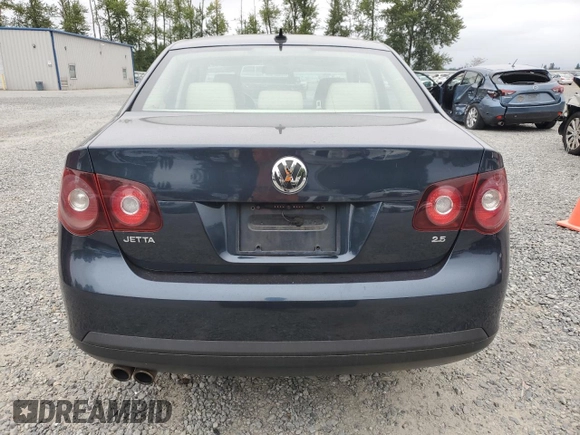 2010 Volkswagen Jetta Limited Edition z VIN 3VWRZ7AJ7AM040861, wystawiony jako Copart lot #63333995 z przebiegiem 189 482 mil mil oraz Szkoda całkowita • Salvage title. Historia ofert i sprzedaży dostępna na DreamBid. Obrazek 6.