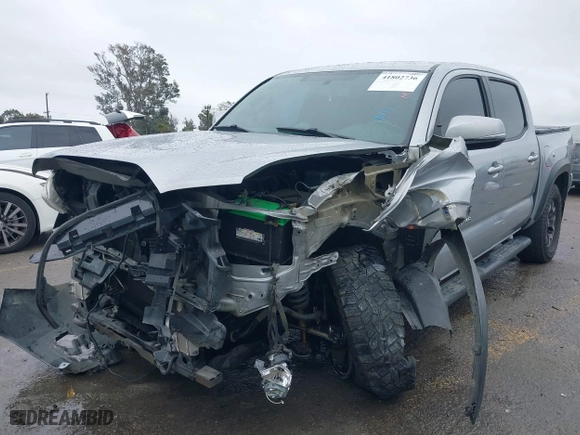 2016 Toyota Tacoma SR with VIN 3TMCZ5ANXGM010164, listed as a IAAI auction lot 41802736 with 201,697 mi miles. Bid and sale history available at carsss.com. Image 18.