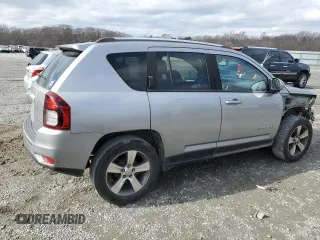2016 Jeep Compass Latitude with VIN 1C4NJCEA2GD775005, listed as a Copart auction lot 44129875 with 124,540 mi miles and Salvage Title. Bid and sale history available at carsss.com. Image 3.