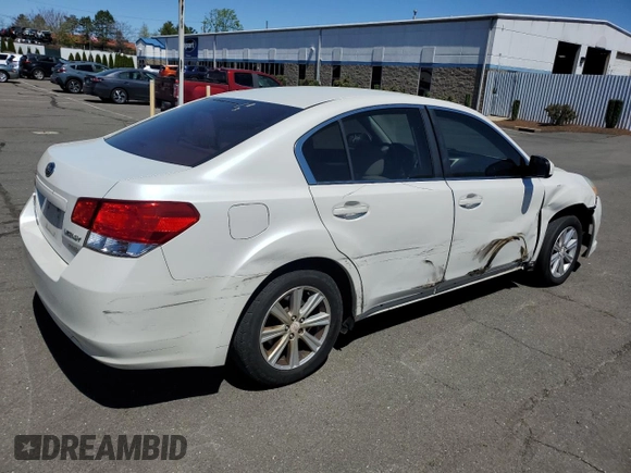 2010 Subaru Legacy Premium z VIN 4S3BMBB67A3236266, wystawiony jako Copart lot #55081955 z przebiegiem 220 405 mil mil oraz Szkoda całkowita • Salvage title. Historia ofert i sprzedaży dostępna na DreamBid. Obrazek 3.
