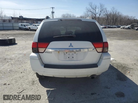 2011 Mitsubishi Endeavor LS z VIN 4A4JN2AS4BE032045, wystawiony jako Copart lot #49264925 z przebiegiem 128 393 mil mil oraz Szkoda całkowita • Salvage title. Historia ofert i sprzedaży dostępna na DreamBid. Obrazek 6.
