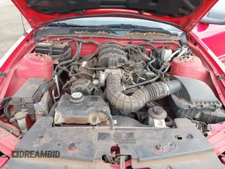 2009 Ford Mustang with VIN 1ZVHT84N295118580, listed as a IAAI auction lot 41378847 with 95,813 mi miles and . Bid and sale history available at DreamBid. Image 10.