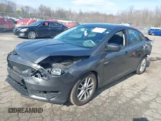 2018 Ford Focus SE with VIN 1FADP3F25JL306401, listed as a IAAI auction lot 41914390 with 84,106 mi miles. Bid and sale history available at carsss.com. Image 2.