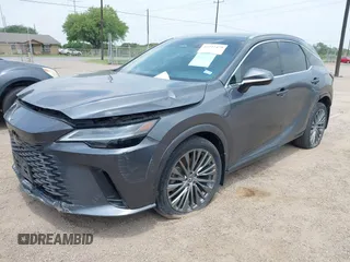 2024 Lexus RX 350 z VIN 2T2BAMBA6RC028869, wystawiony jako IAAI lot #42212479 z przebiegiem Nie podano mil oraz . Historia ofert i sprzedaży dostępna na DreamBid. Obrazek 2.
