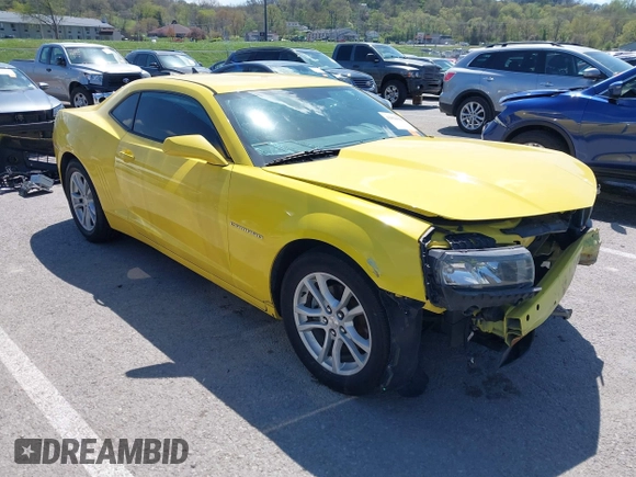 2015 Chevrolet Camaro LS z VIN 2G1FB1E36F9249133, wystawiony jako IAAI lot #42026600 z przebiegiem 63 300 mil mil oraz . Historia ofert i sprzedaży dostępna na DreamBid. Obrazek 1.