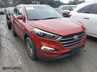 2016 Hyundai Tucson SE with VIN KM8J33A40GU141521, listed as a IAAI auction lot 41426770 with 80,506 mi miles. Bid and sale history available at carsss.com. Image 1.