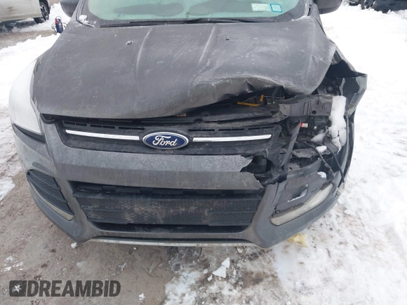 2015 Ford Escape SE with VIN 1FMCU9G90FUB35065, listed as a IAAI auction lot 41165956 with 131,485 mi miles. Bid and sale history available at carsss.com. Image 14.