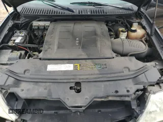 2005 Lincoln Navigator Luxury with VIN 5LMFU27555LJ00668, listed as a Copart auction lot 84251384 with 126,715 mi miles and Salvage Title. Bid and sale history available at carsss.com. Image 12.