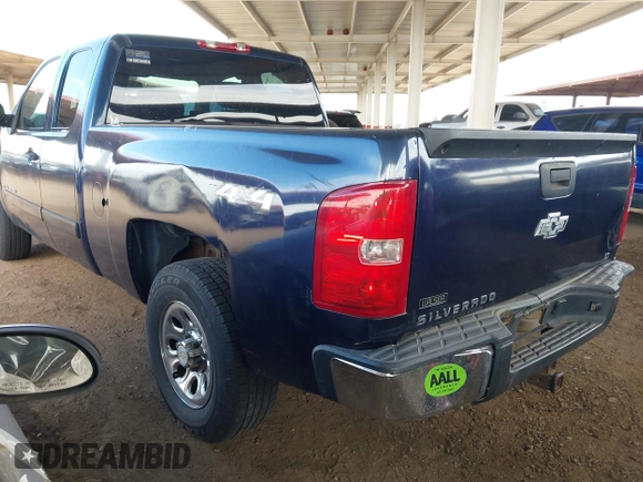 2007 Chevrolet Silverado 1500 1LT with VIN 2GCEK19CX71579533, listed as a IAAI auction lot 42247899 with 173,614 mi miles and . Bid and sale history available at DreamBid. Image 3.
