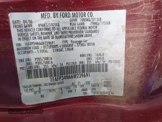 2006 Ford Focus S with VIN 1FAFP34N66W239691, listed as a IAAI auction lot 42188360 with 135,628 mi miles and . Bid and sale history available at carsss.com. Image 9.