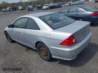 2005 Honda Civic LX with VIN 1HGEM21555L070407, listed as a IAAI auction lot 41997054 with 194,993 mi miles. Bid and sale history available at carsss.com. Image 3.