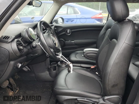 2014 MINI Hardtop with VIN WMWXM5C57ET932920, listed as a Copart auction lot 55810575 with 73,151 mi miles and Salvage title. Bid and sale history available at DreamBid. Image 7.