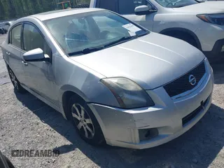 2012 Nissan Sentra 2.0 z VIN 3N1AB6AP6CL781601, wystawiony jako IAAI lot #42021460 z przebiegiem 137 433 mil mil oraz . Historia ofert i sprzedaży dostępna na DreamBid. Obrazek 1.