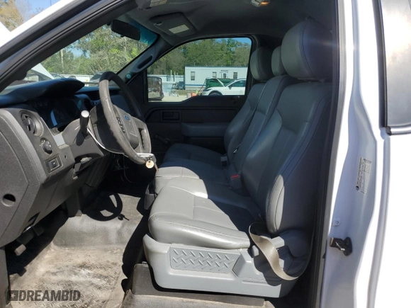 2014 Ford F-150 XL with VIN 1FTMF1CM1EKG07492, listed as a Copart auction lot 49982015 with 137,894 mi miles and Salvage Title. Bid and sale history available at carsss.com. Image 7.