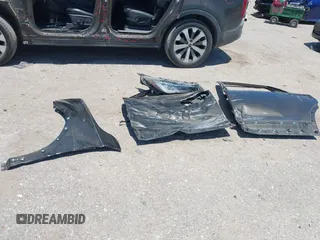 2020 Kia Telluride S z VIN 5XYP64HC2LG054918, wystawiony jako IAAI lot #42249176 z przebiegiem 107 743 mil mil oraz . Historia ofert i sprzedaży dostępna na DreamBid. Obrazek 12.