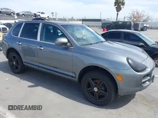 2006 Porsche Cayenne z VIN WP1AA29P26LA22309, wystawiony jako IAAI lot #42189702 z przebiegiem 160 230 mil mil oraz . Historia ofert i sprzedaży dostępna na DreamBid. Obrazek 1.