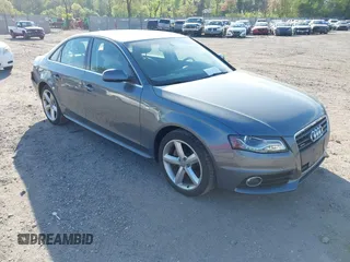 2012 Audi A4 Premium Plus z VIN WAUFFAFL5CN017171, wystawiony jako IAAI lot #42122900 z przebiegiem 49 702 mil mil oraz . Historia ofert i sprzedaży dostępna na DreamBid. Obrazek 1.