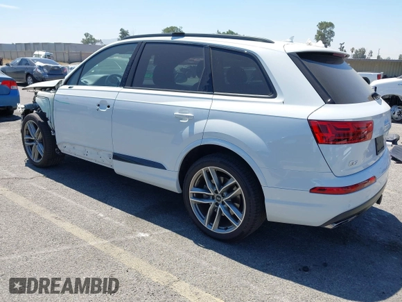 2017 Audi Q7 Prestige with VIN WA1VAAF72HD035098, listed as a IAAI auction lot 42664203 with 49,279 mi miles and . Bid and sale history available at DreamBid. Image 3.