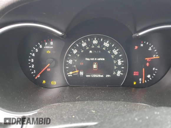 2015 Kia Sorento SX Limited with VIN 5XYKW4A74FG613512, listed as a Copart auction lot 83463954 with 123,529 mi miles and Salvage Title. Bid and sale history available at carsss.com. Image 9.