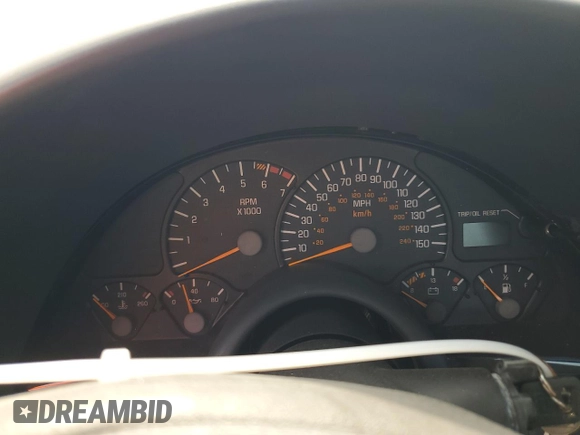 2000 Pontiac Firebird Formula z VIN 2G2FV22G9Y2140113, wystawiony jako Copart lot #76135324 z przebiegiem Nie podano mil oraz Szkoda całkowita • Salvage title. Historia ofert i sprzedaży dostępna na DreamBid. Obrazek 9.