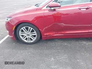 2015 Lincoln MKZ Hybrid with VIN 3LN6L2LU3FR602438, listed as a IAAI auction lot 42130400 with 115,317 mi miles. Bid and sale history available at carsss.com. Image 6.