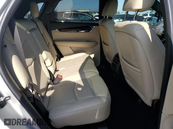 2019 Cadillac XT5 FWD with VIN 1GYKNARSXKZ194694, listed as a Copart auction lot 64476815 with 36,082 mi miles and Salvage title. Bid and sale history available at DreamBid. Image 11.