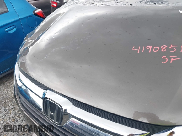 2019 Honda Odyssey EX-L with VIN 5FNRL6H73KB135075, listed as a IAAI auction lot 41908515 with 61,426 mi miles. Bid and sale history available at carsss.com. Image 12.