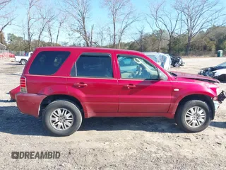 2006 Mercury Mariner Convenience with VIN 4M2YU56Z86KJ00414, listed as a IAAI auction lot 41251382 with 226,013 mi miles and . Bid and sale history available at DreamBid. Image 14.