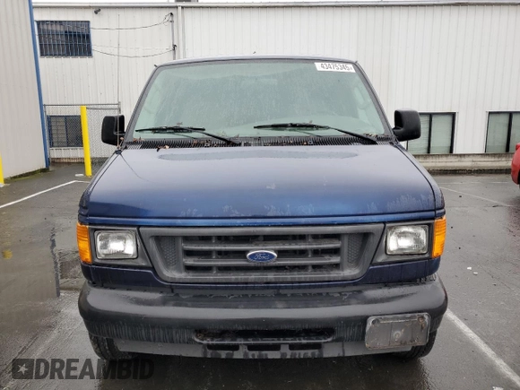2005 Ford Econoline Passenger XL with VIN 1FBNE31L45HA70020, listed as a Copart auction lot 43475345 with 124,301 mi miles and Clean Title. Bid and sale history available at carsss.com. Image 5.