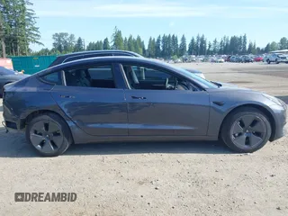 2023 Tesla Model 3 z VIN 5YJ3E1EA5PF656325, wystawiony jako IAAI lot #42465795 z przebiegiem 30 256 mil mil oraz . Historia ofert i sprzedaży dostępna na DreamBid. Obrazek 14.