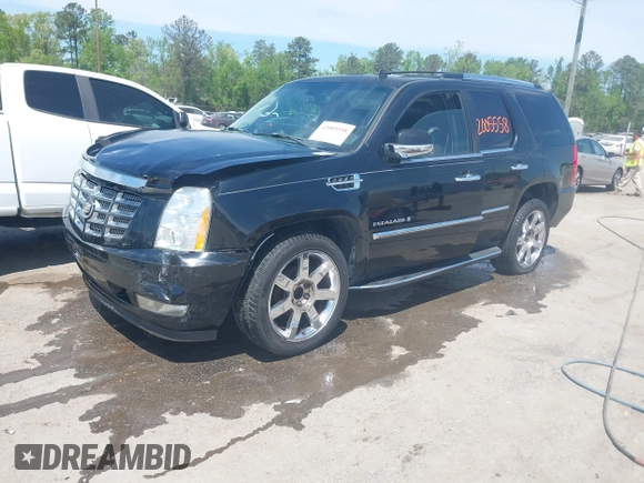 2008 Cadillac Escalade z VIN 1GYEC63818R112129, wystawiony jako IAAI lot #42005558 z przebiegiem 162 875 mil mil oraz . Historia ofert i sprzedaży dostępna na DreamBid. Obrazek 17.