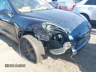 2013 Porsche Cayenne с VIN WP1AA2A2XDLA05934, выставлен на аукционе IAAI как лот 42134144 с пробегом 188 684 миль миль и . История ставок и продаж доступна на DreamBid. Изображение 6.