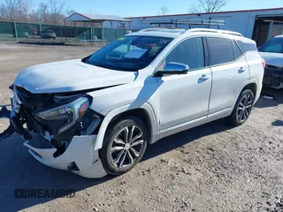 2019 GMC Terrain Denali z VIN 3GKALXEX6KL364654, wystawiony jako IAAI lot #41671998 z przebiegiem 78 568 mil mil oraz . Historia ofert i sprzedaży dostępna na DreamBid. Obrazek 2.