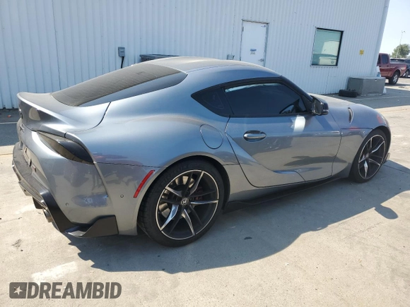 2021 Toyota GR Supra 3.0 with VIN WZ1DB0C01MW042477, listed as a Copart auction lot 70084924 with 59,925 mi miles and Salvage Title. Bid and sale history available at carsss.com. Image 3.