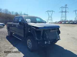 2021 Ford Super Duty F-250 SRW XL with VIN 1FT7W2B65MEC24092, listed as a IAAI auction lot 41904229 with 36,261 mi miles. Bid and sale history available at carsss.com. Image 6.