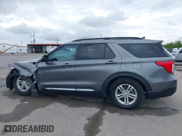 2024 Ford Explorer XLT with VIN 1FMSK7DH2RGA66805, listed as a IAAI auction lot 41965748 with 16,968 mi miles and . Bid and sale history available at DreamBid. Image 14.