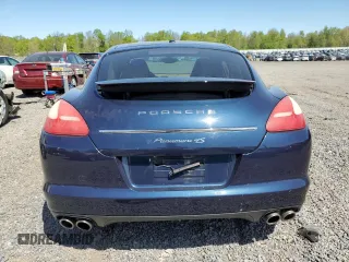 2012 Porsche Panamera S z VIN WP0AB2A75CL061272, wystawiony jako Copart lot #55050695 z przebiegiem 156 293 mil mil oraz Czysty tytuł • Clean title. Historia ofert i sprzedaży dostępna na DreamBid. Obrazek 6.
