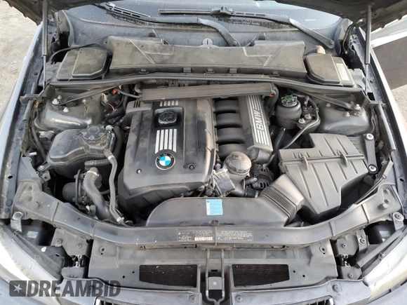 2008 BMW 3 Series 328i with VIN WBAVC57518NK77392, listed as a Copart auction lot 84467444 with 115,417 mi miles and Salvage title. Bid and sale history available at DreamBid. Image 12.