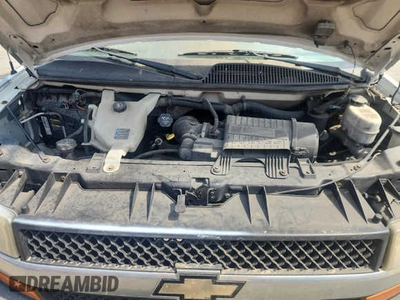 2010 Chevrolet Express Cargo with VIN 1GCZGFBG5A1132568, listed as a Copart auction lot 60449375 with 293,274 mi miles and Clean title. Bid and sale history available at DreamBid. Image 12.