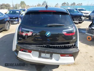 2017 BMW i3 z VIN WBY1Z8C31HV894473, wystawiony jako IAAI lot #41870525 z przebiegiem 96 414 mil mil oraz . Historia ofert i sprzedaży dostępna na DreamBid. Obrazek 16.