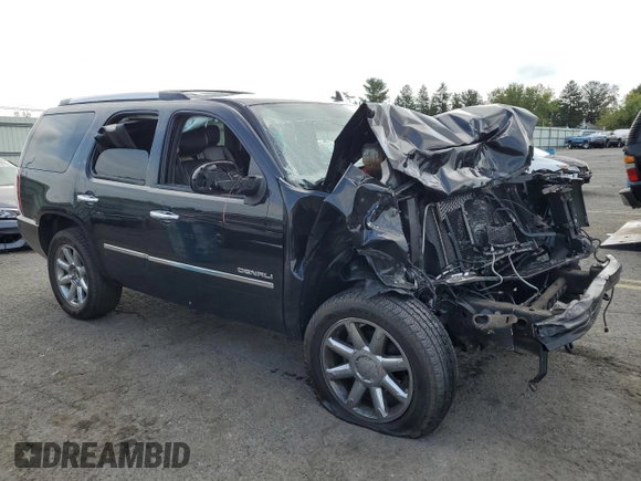 2014 GMC Yukon Denali with VIN 1GKS2EEF6ER138839, listed as a Copart auction lot 71964954 with Not Provided miles and Salvage Title. Bid and sale history available at carsss.com. Image 4.