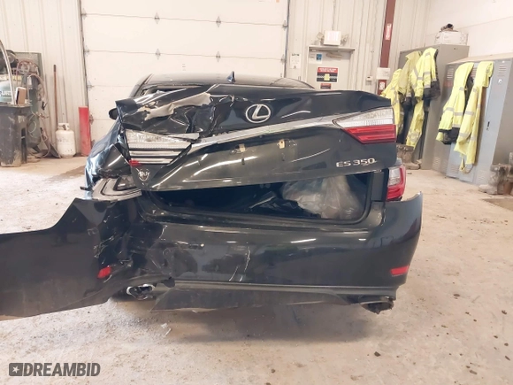2016 Lexus ES 350 with VIN 58ABK1GG2GU025923, listed as a IAAI auction lot 41757363 with 85,192 mi miles. Bid and sale history available at carsss.com. Image 6.