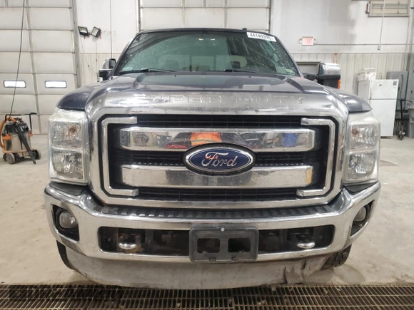 2011 Ford F-350 XL with VIN 1FT8W3BT5BEC40998, listed as a Copart auction lot 44149395 with 147,638 mi miles and Salvage Title. Bid and sale history available at DreamBid. Image 5.