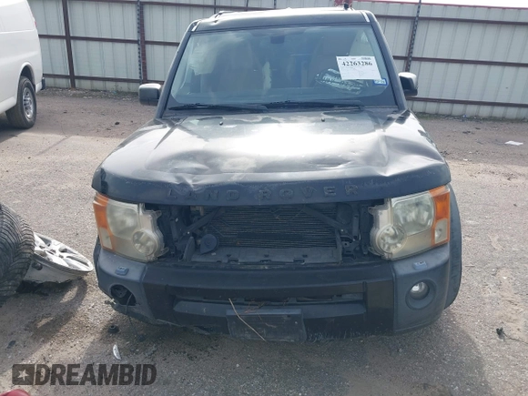2006 Land Rover LR3 SE z VIN SALAE25476A354252, wystawiony jako IAAI lot #42263286 z przebiegiem 177 990 mil mil oraz . Historia ofert i sprzedaży dostępna na DreamBid. Obrazek 13.