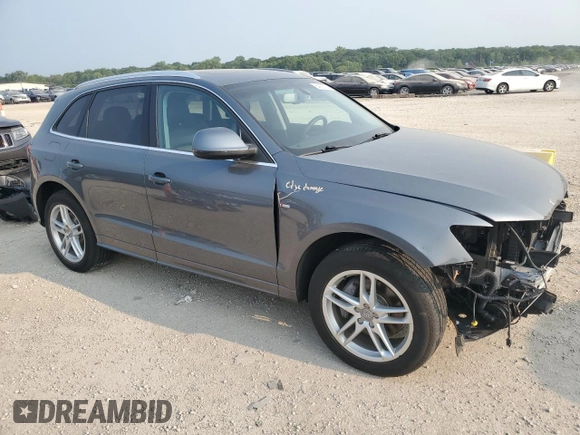 2014 Audi Q5 Premium Plus with VIN WA1DGAFP1EA121090, listed as a Copart auction lot 64368734 with 15,847 mi miles and Salvage Title. Bid and sale history available at carsss.com. Image 4.