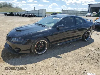 2005 Pontiac GTO z VIN 6G2VX12U75L354621, wystawiony jako Copart lot #55755455 z przebiegiem 79 113 mil mil oraz Czysty tytuł • Clean title. Historia ofert i sprzedaży dostępna na DreamBid. Obrazek 1.