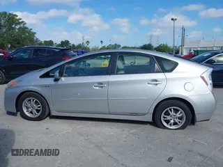 2011 Toyota Prius I with VIN JTDKN3DU1B0285951, listed as a IAAI auction lot 41963891 with 165,744 mi miles. Bid and sale history available at carsss.com. Image 14.