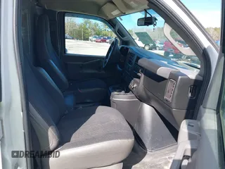 2018 Chevrolet Express Cargo Van with VIN 1GCWGAFG6J1906956, listed as a IAAI auction lot 41391624 with 87,038 mi miles. Bid and sale history available at carsss.com. Image 5.