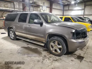 2013 Chevrolet Suburban LTZ with VIN 1GNSKKE78DR193138, listed as a Copart auction lot 41527175 with 0 mi miles and Salvage Title. Bid and sale history available at carsss.com. Image 4.