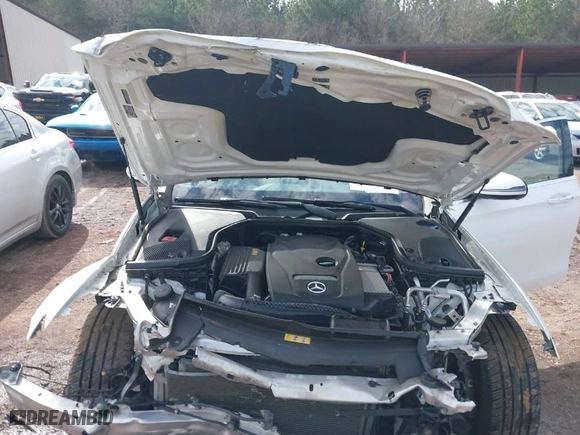 2018 Mercedes-Benz E-Class E 300 with VIN WDDZF4KB4JA472277, listed as a IAAI auction lot 41580097 with 41,473 mi miles. Bid and sale history available at carsss.com. Image 10.